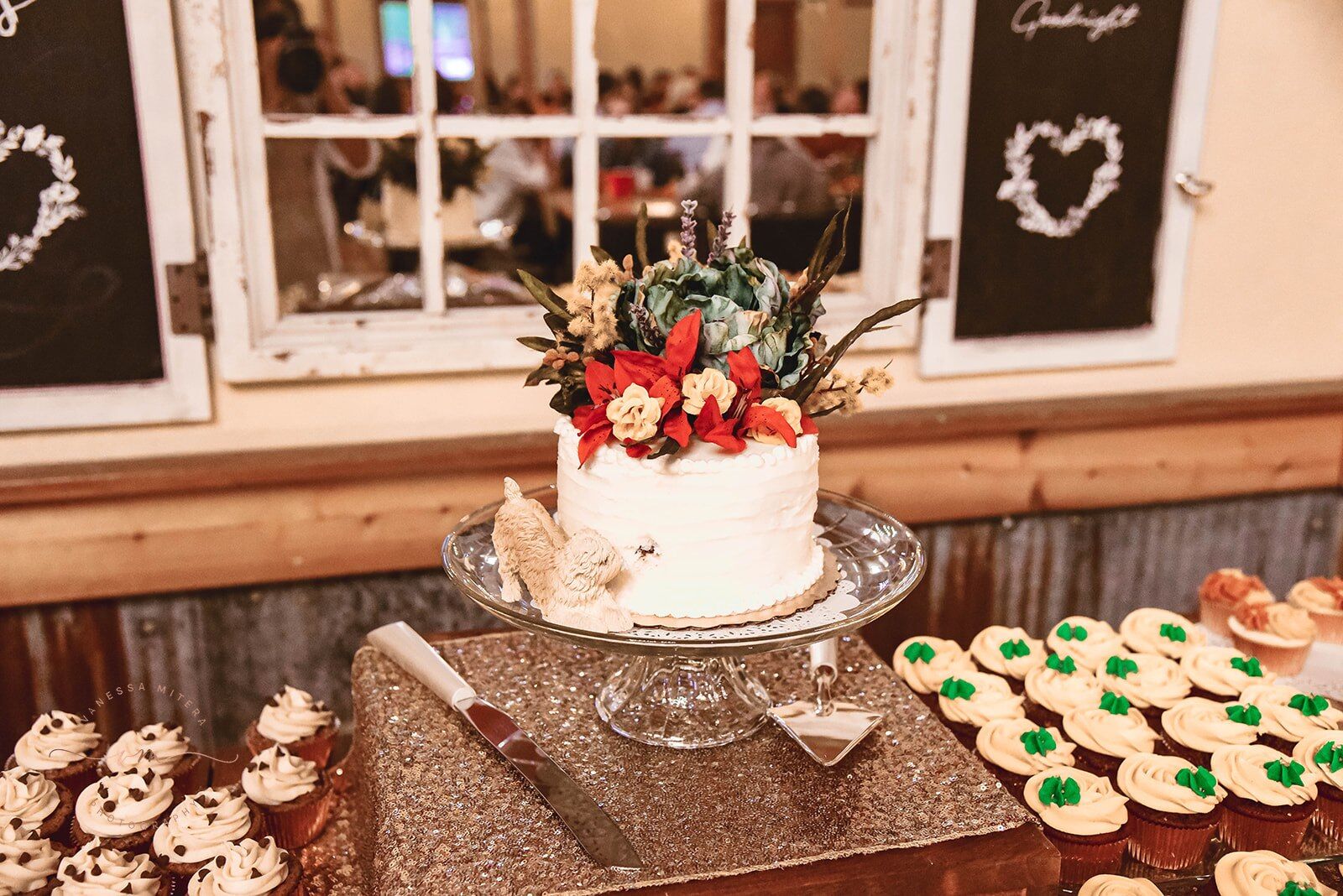 103121-owh-liv-hauntedwedding-p5